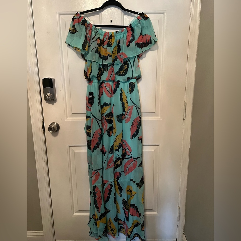 NWT Express Maxi dress size medium